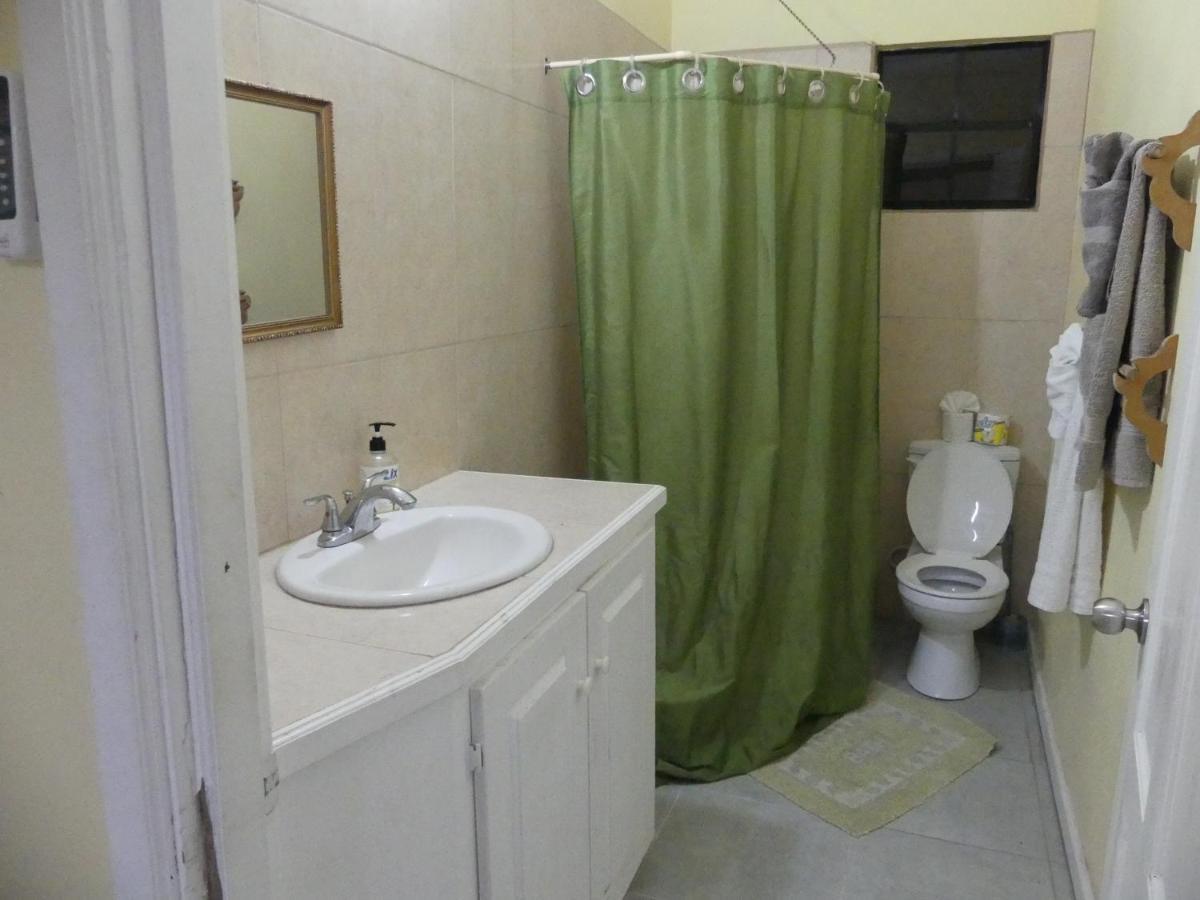 Southern Haven Guesthouse Laborie Экстерьер фото