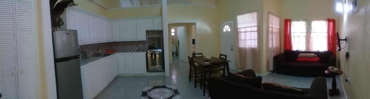 Southern Haven Guesthouse Laborie Экстерьер фото