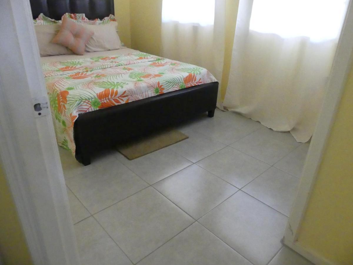 Southern Haven Guesthouse Laborie Экстерьер фото